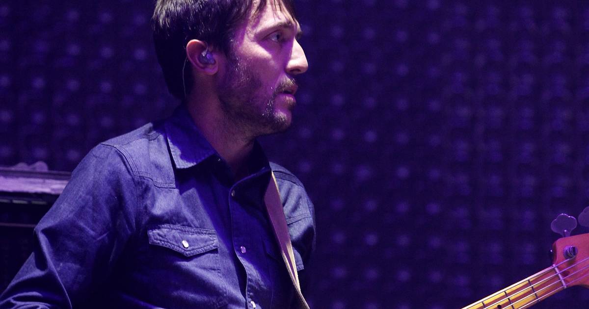 Colin Greenwood, baixista dos Radiohead, lança livro com fotografias inéditas da banda