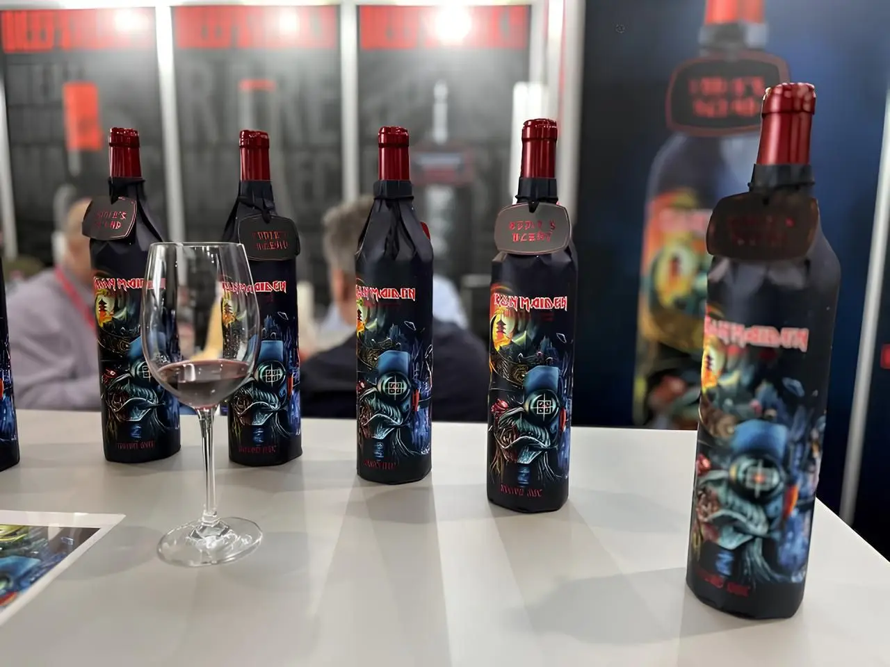 Iron Maiden fazem vinho do Douro