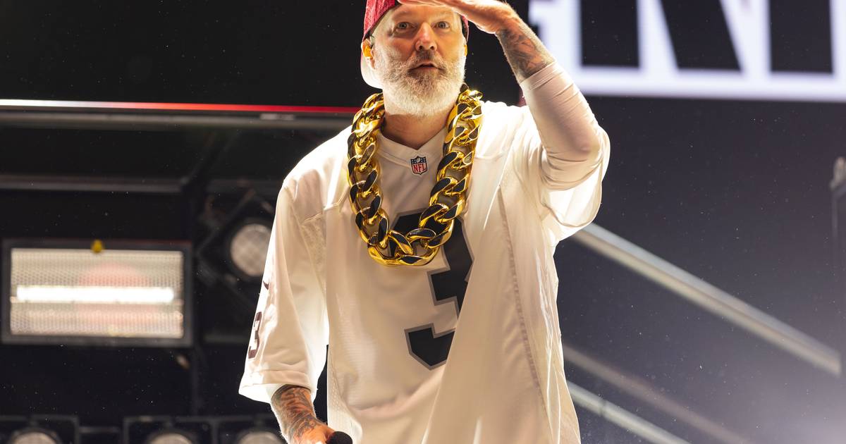 Passado pró-Putin de Fred Durst cancela concerto de Limp Bizkit na Estónia