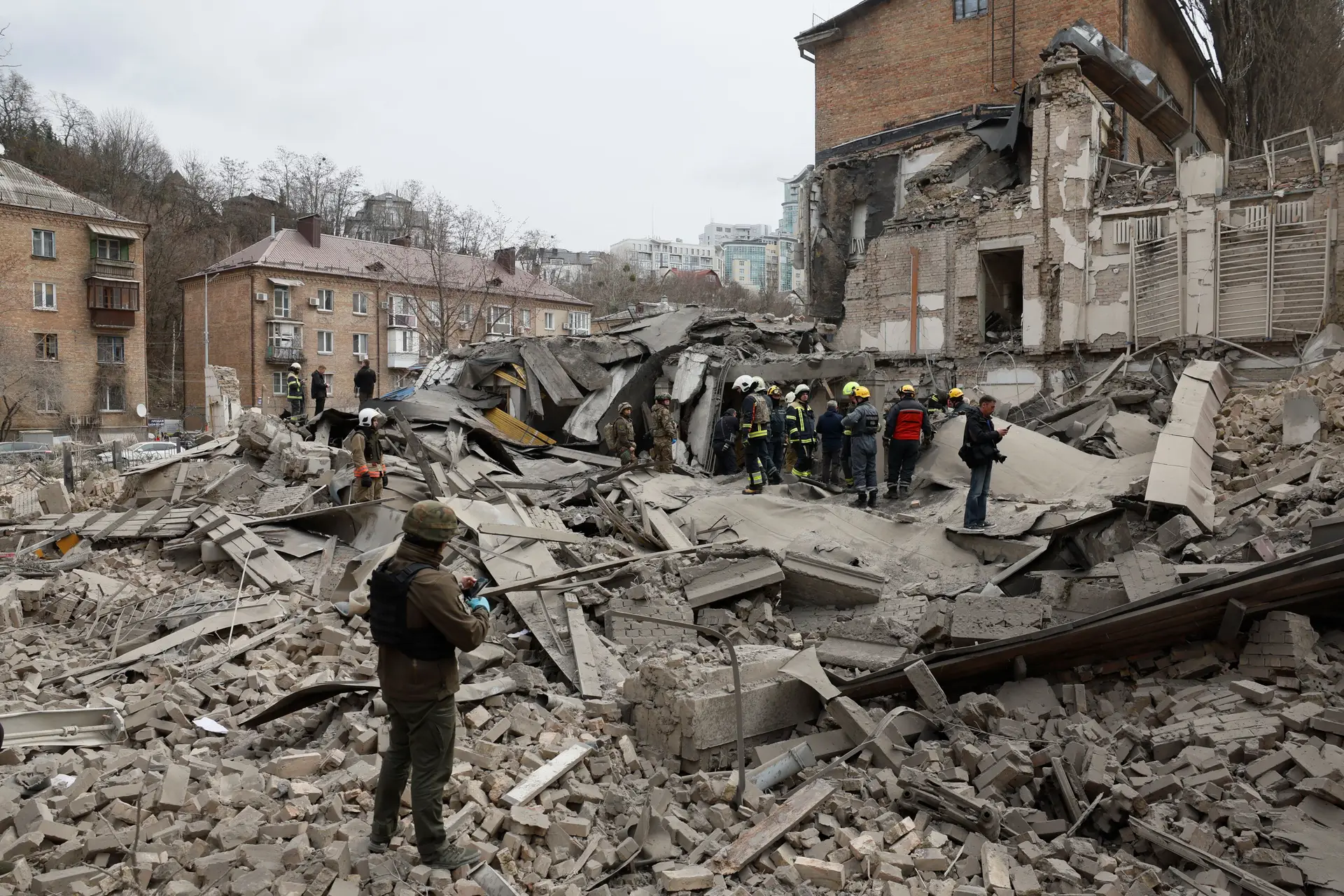 Putin implica Ucrânia em ataque, Kiev volta a ser atacada: resumo do 771.º dia de guerra