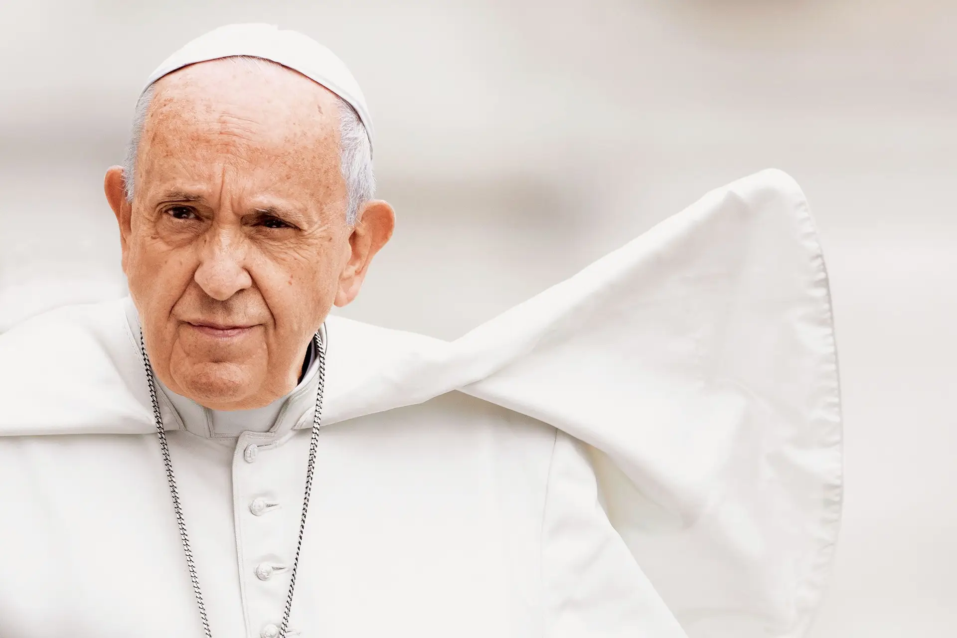 Jorge Mario Bergoglio foi eleito Papa no dia 13 de março de 2013, adotando o nome de Francisco