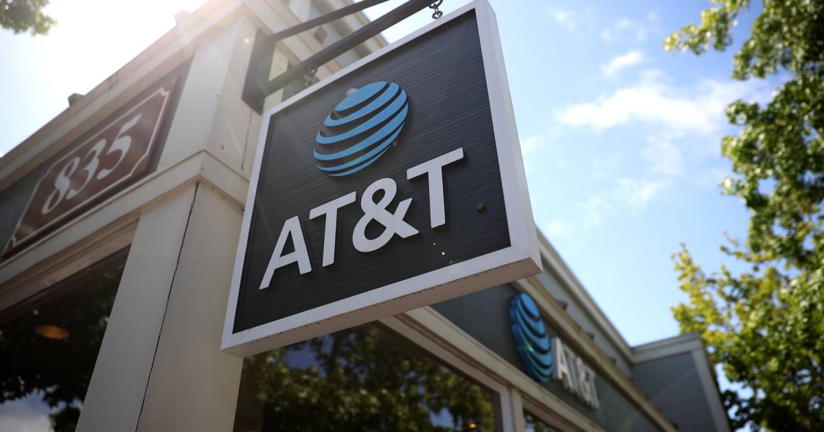 Norte-americana AT&T investiga publicação de dados de milhões de clientes na 'dark web'