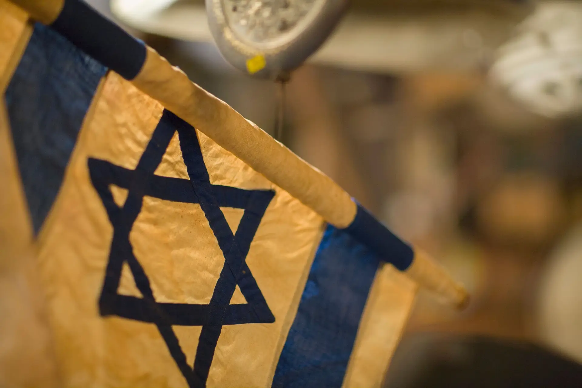 Três pessoas gravemente feridas num ataque com faca na zona centro de Israel