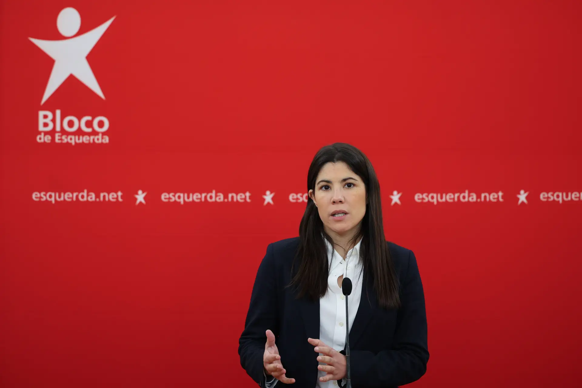 "Sem diálogo” e com “falta de ambição”: programa de Governo não convence direita nem esquerda e Bloco apresenta moção