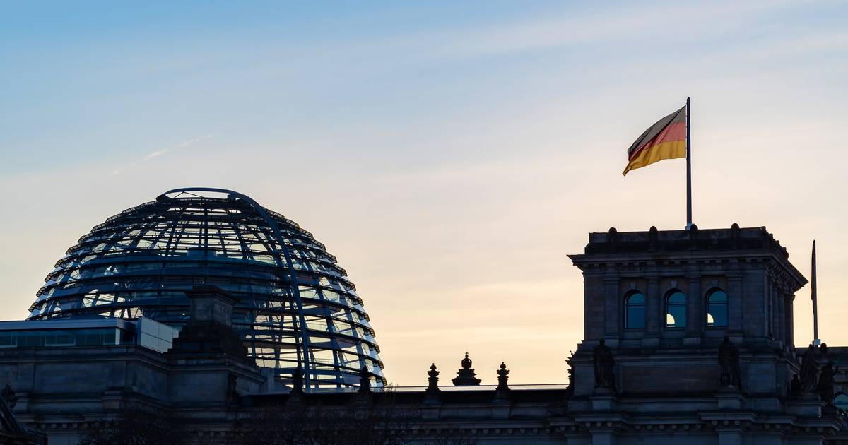 Líderes de rede acusada de preparar golpe na Alemanha julgados em maio