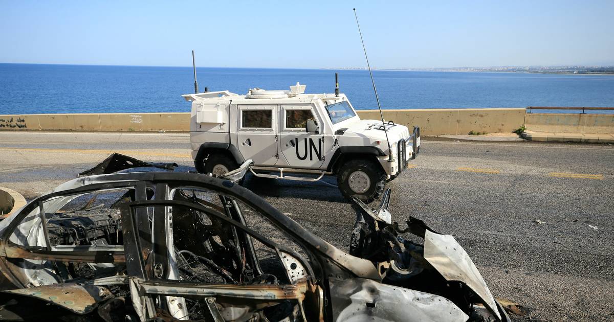 Israel afirma que explosão que feriu quatro membros da ONU foi causada por Hezbolllah