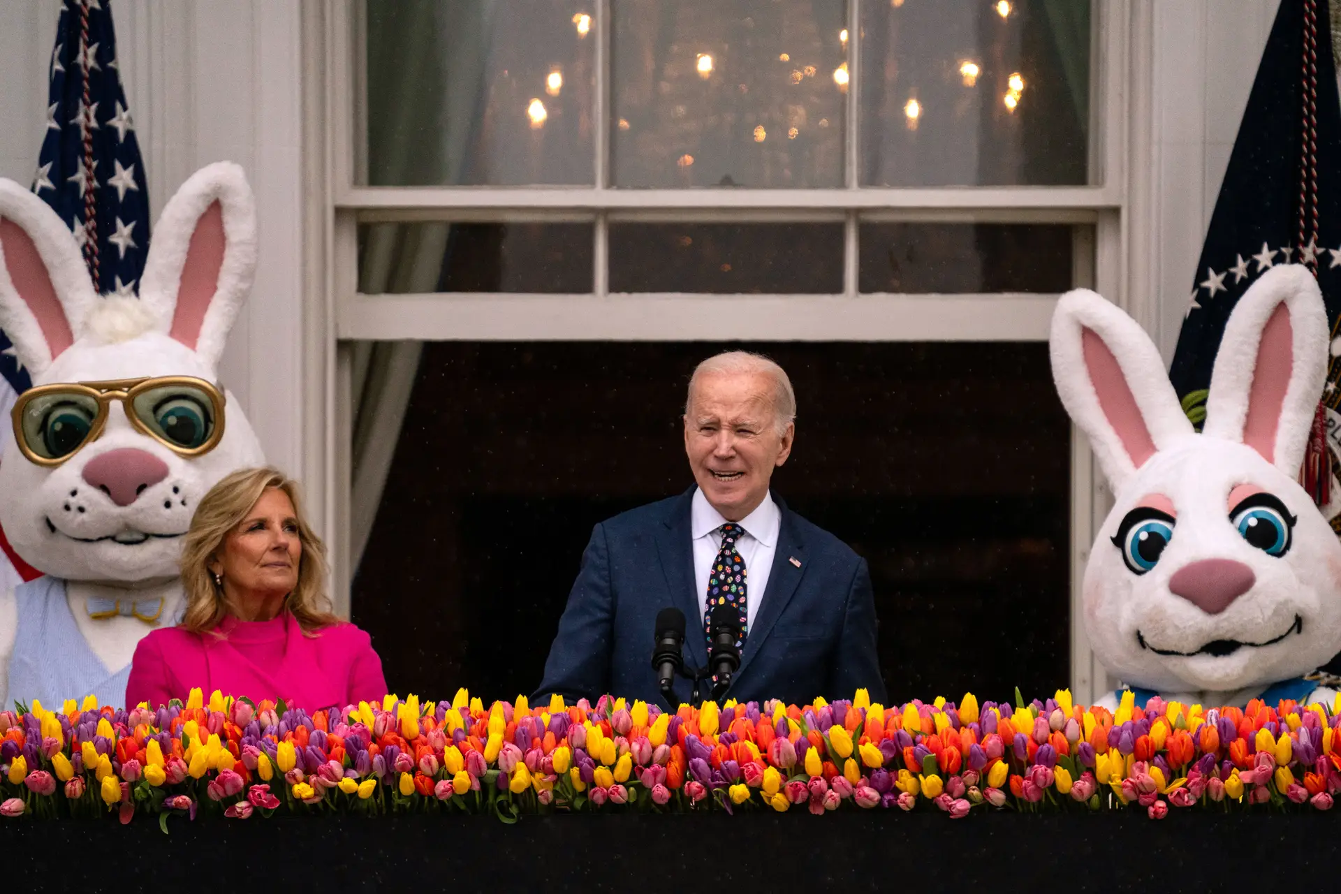 O Presidente festejou vitórias nas primárias dias depois de celebrar a Páscoa na Casa Branca com a mulher, Jill Biden