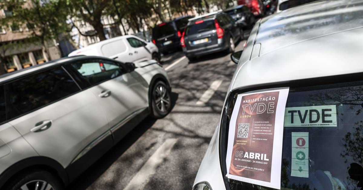 Pedir um TVDE vai ficar mais caro por causa da subida dos combustíveis