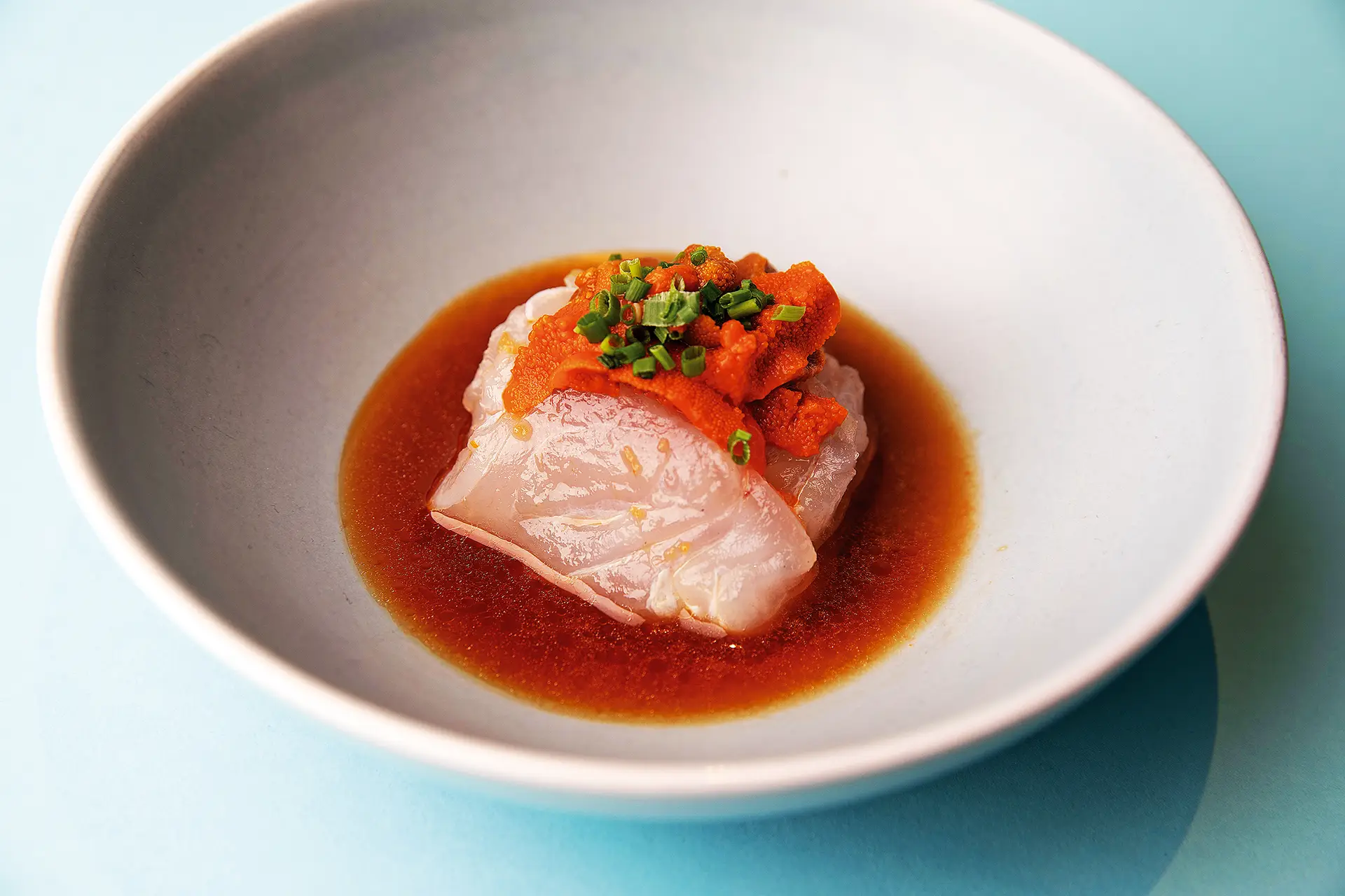 Lírio curado e ouriços, uma receita com sabor a mar