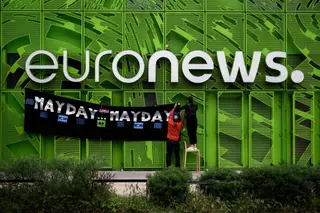 Empresário português que detém jornais "Sol" e "i" recebeu €45 milhões do estado húngaro para comprar a Euronews