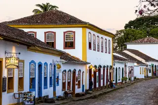 À descoberta dos caminhos de Portugal no mapa das cidades históricas do Brasil