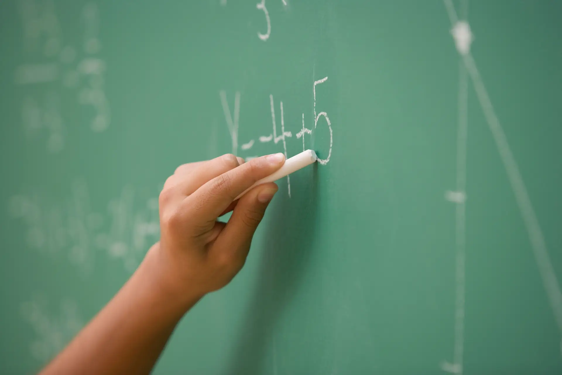 Algarve e Alentejo são as regiões onde mais se chumba no 1º ciclo