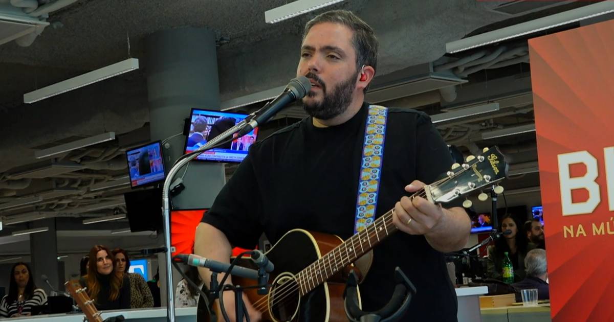 Ao vivo na BLITZ: João Só canta em exclusivo ‘A Marte’, a primeira canção que compôs