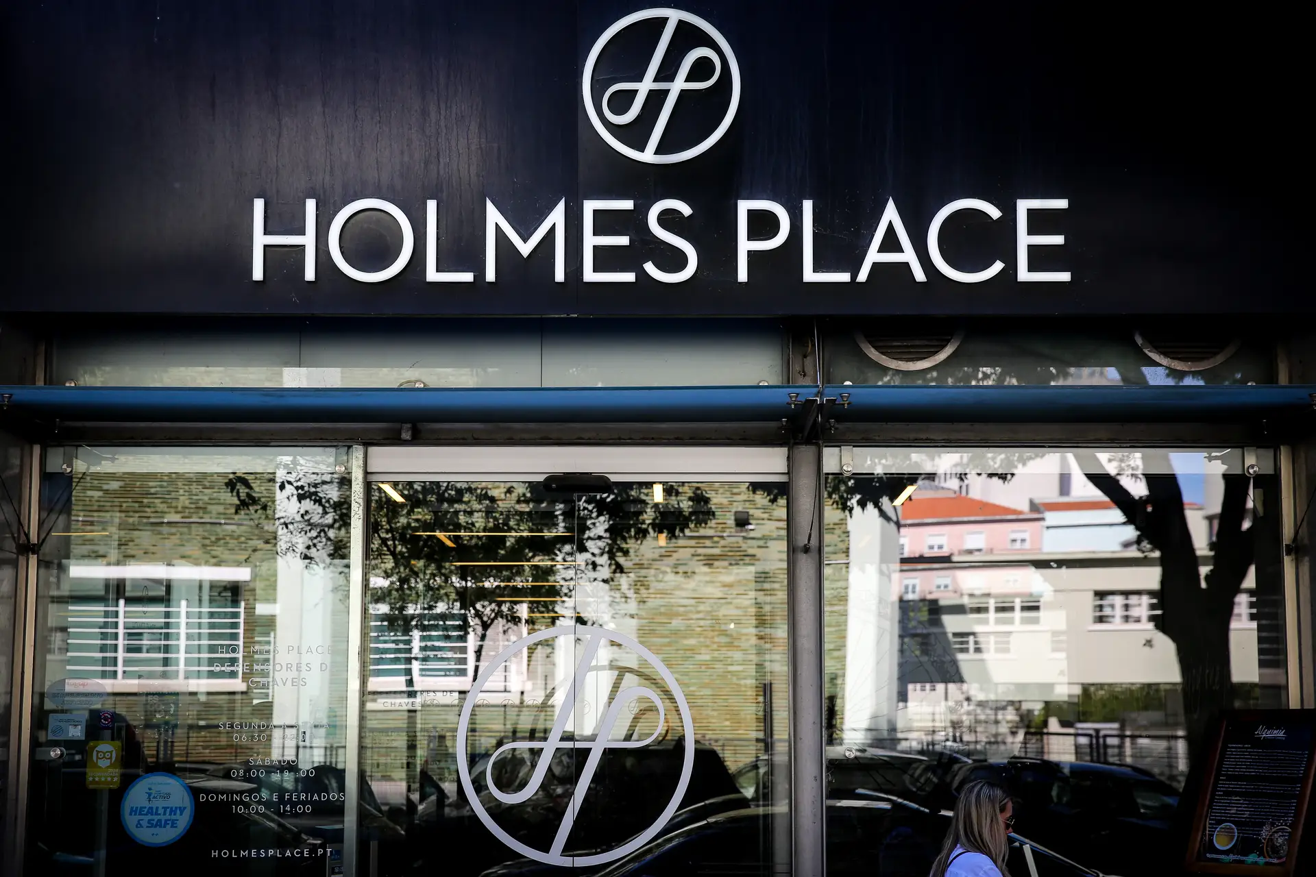 Holmes Place.