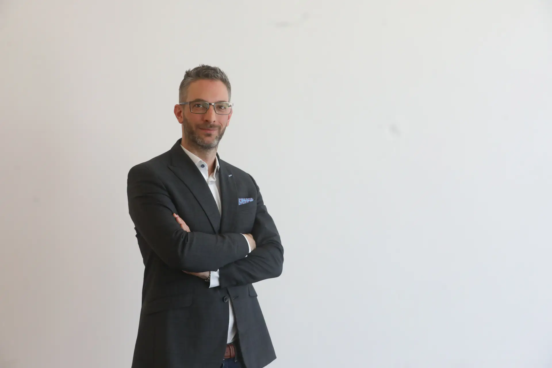 De cibercriminoso a especialista em cibersegurança: “Há muita competição entre hackers”, garante Greg van der Gaast em entrevista