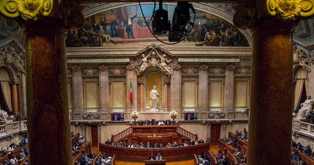 Parlamento volta a chumbar reconhecimento da Palestina, num debate em que também se discutiu liberdade de expressão e nomes de crianças