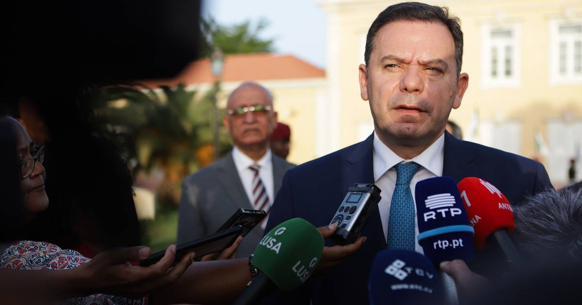 Motins: primeiro-ministro promete usar tudo o que puder "Devemos nos mobilizar para acabar com isso."