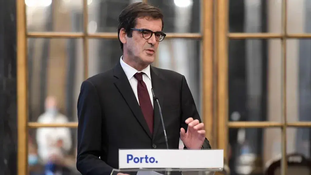 “Não vou perder mais tempo com o metrobus”: Rui Moreira ‘chuta’ o problema para o Governo e para quem lhe suceder