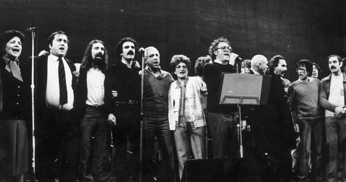 Concerto de José Afonso no Coliseu em 1983 é relançado com gravações inéditas: anuncia-se a “primeira edição completa”