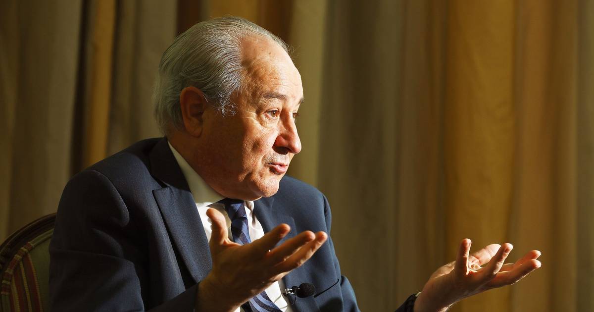 Rui Rio critica “interferência da justiça” e defende que António Costa não se devia ter demitido em 2023