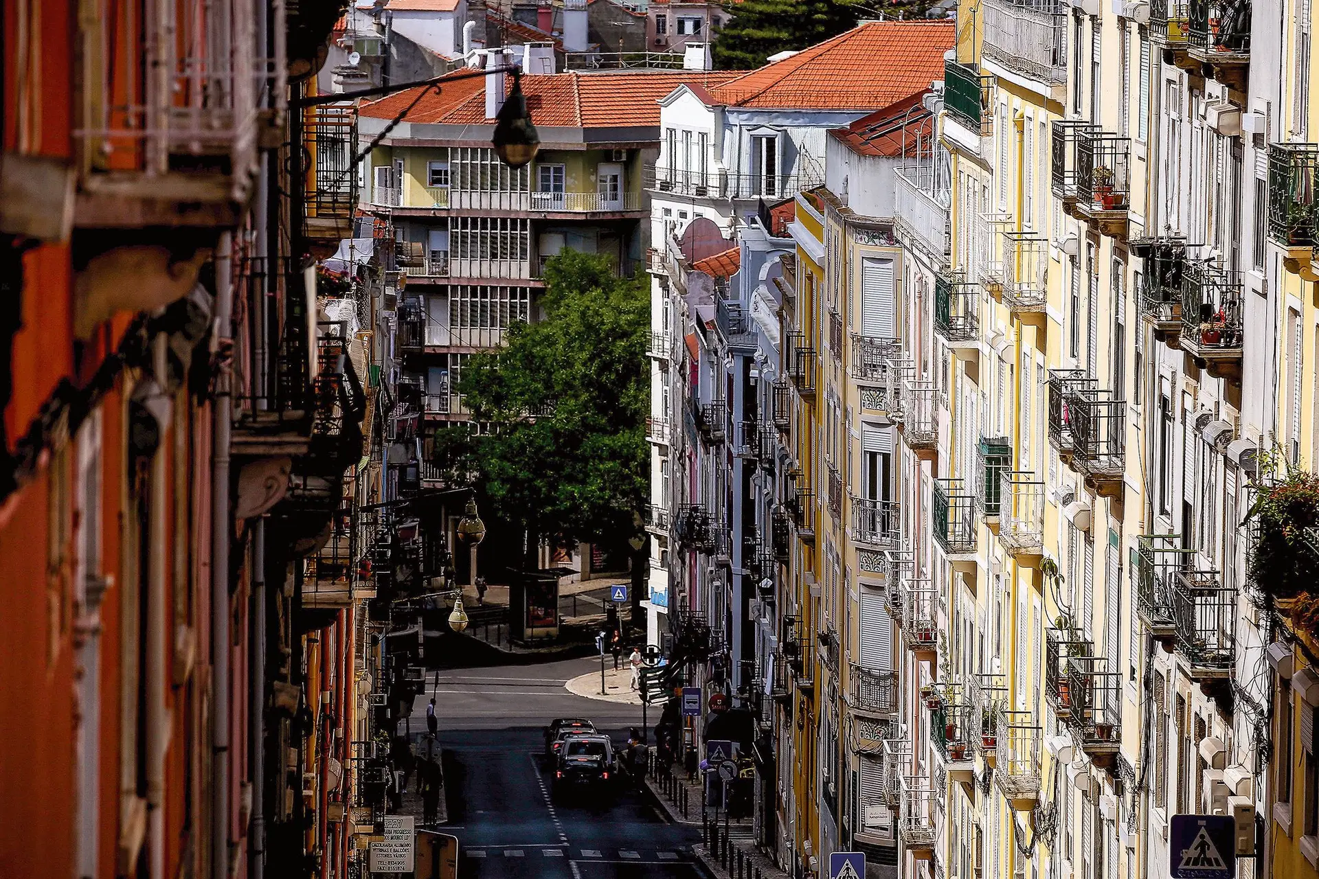 Em 2021 contavam-se 5,9 milhões de alojamentos familiares