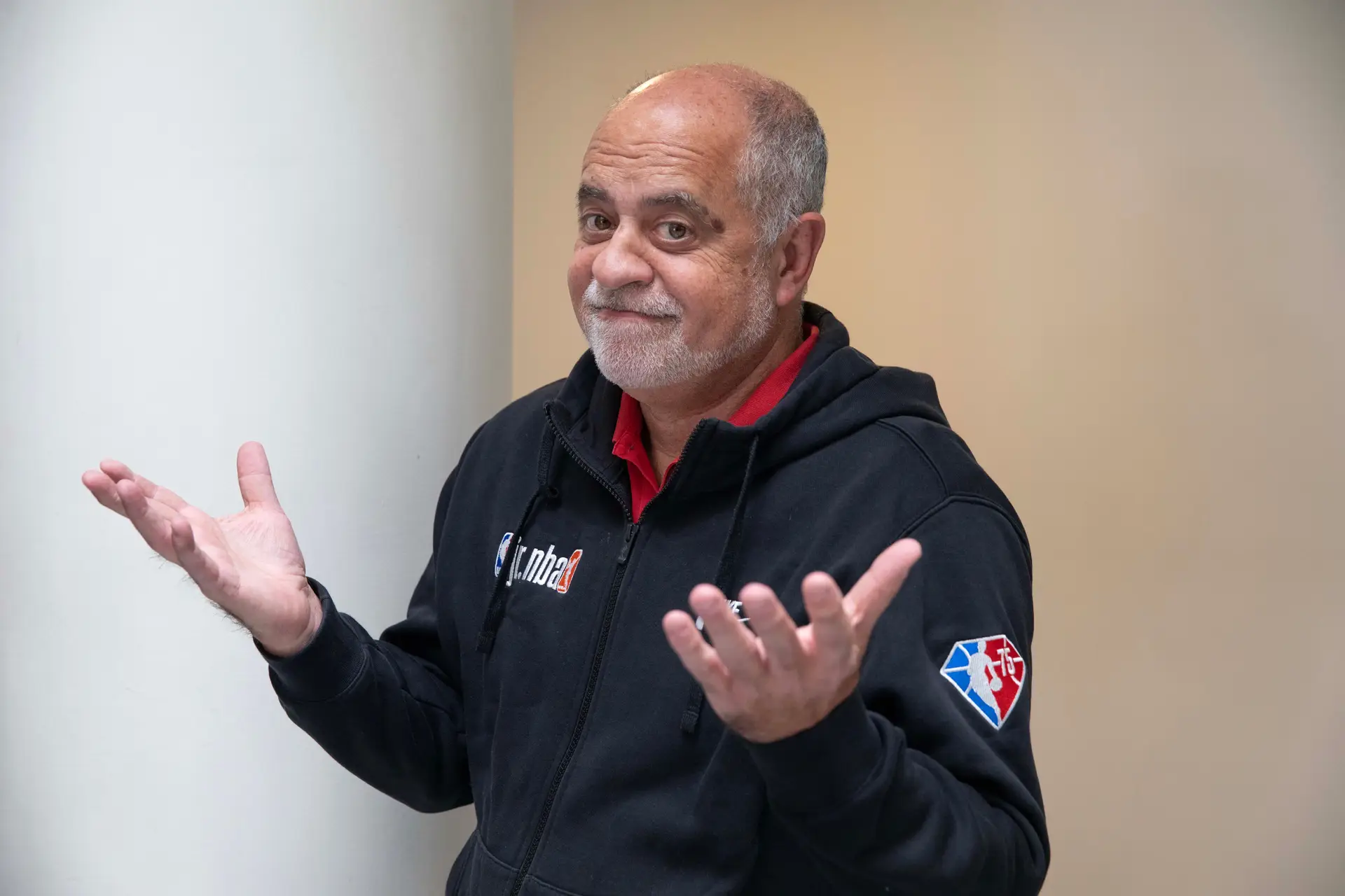 “Num avião, a esposa do Mário Soares chama-me e diz: ‘É por sua causa que os meus netos se levantam da mesa depressa para ver jogos na TV’”