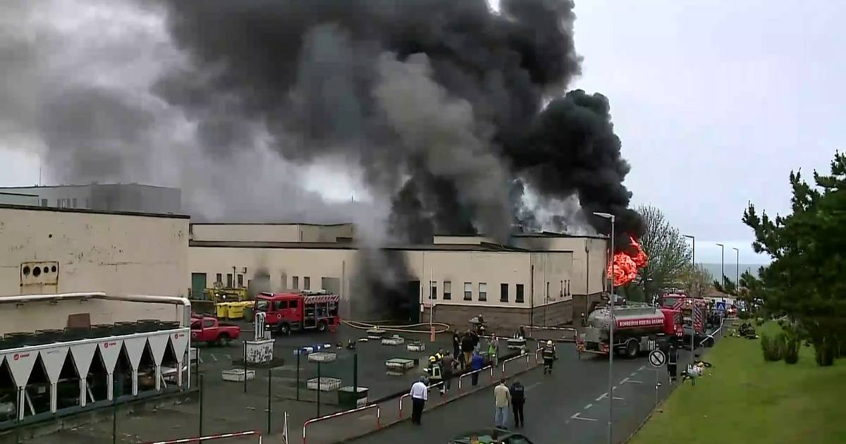 Uma semana depois, ninguém sabe a origem do incêndio no maior hospital dos Açores