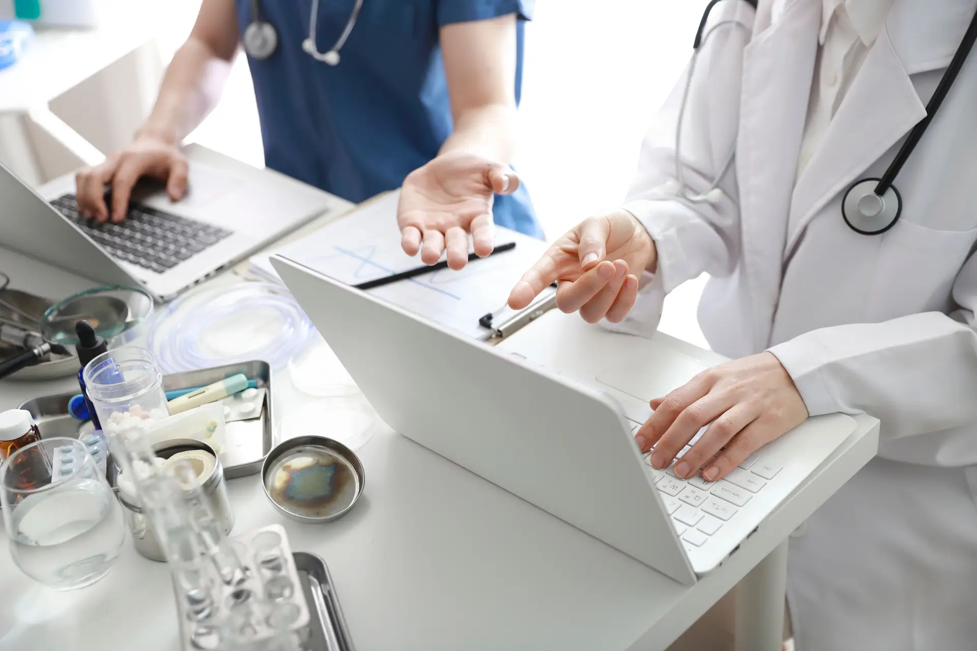 Médico de família vai ser retirado a 130 mil utentes; centros de saúde privados avançam em julho