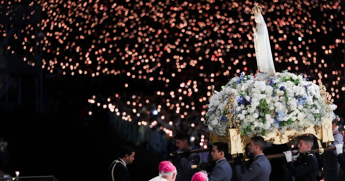 250 mil pessoas acompanharam as cerimónias em Fátima: registada uma verdadeira enchente durante a procissão das velas