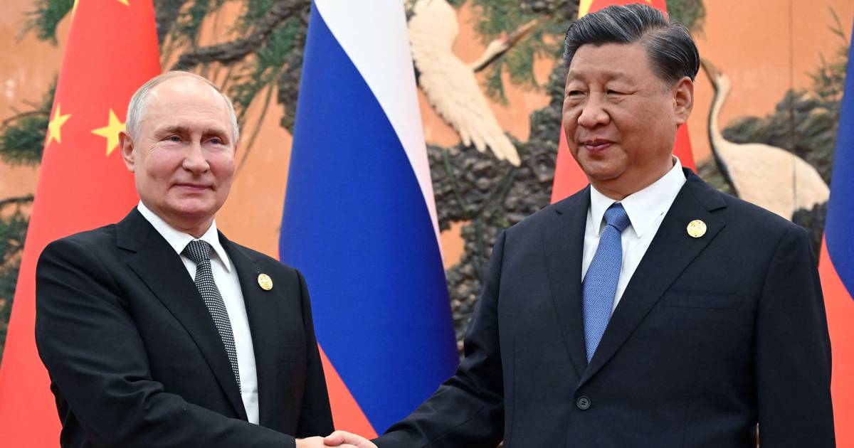 Xi Jinping diz a Putin que China e Rússia vão “preservar a justiça no mundo”