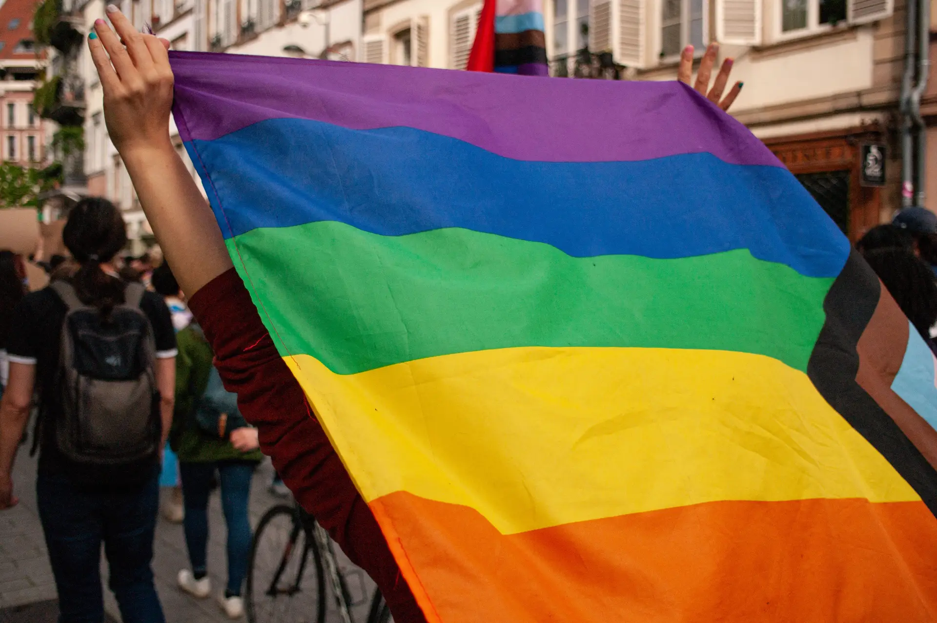 Governo reforça acolhimento a pessoas LGBTI e cuidados de saúde para pessoas trans