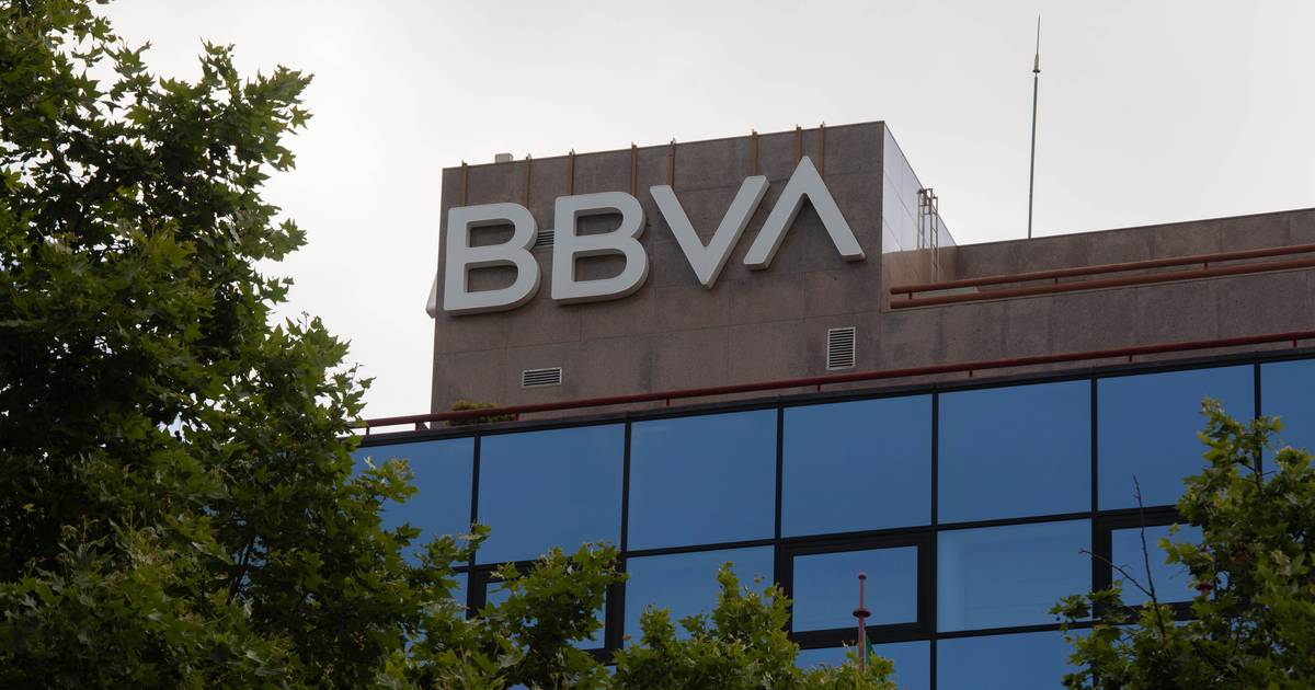 Banco Sabadell reitera rejeição a OPA do BBVA e apela para recusa dos acionistas