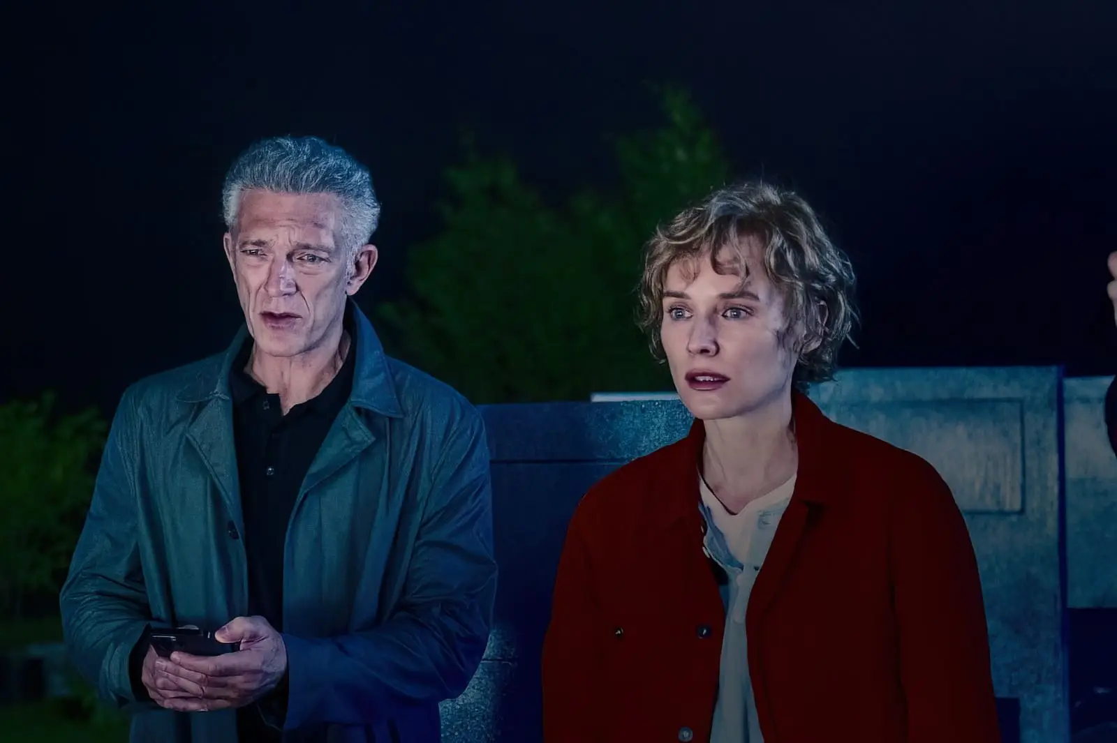 Vincent Cassel e Diane Kruger em “The Shrouds” - Cronenberg em grande forma