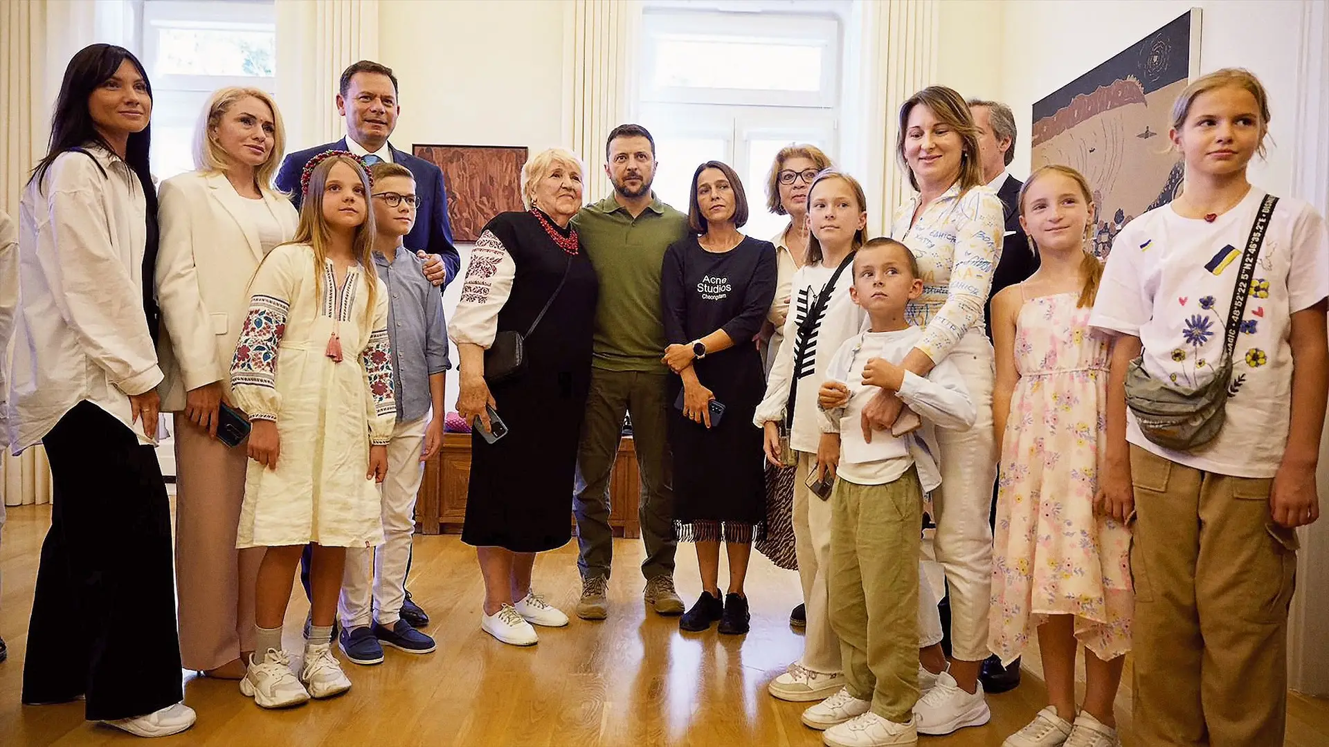 Zelensky encontrou-se com ucranianos emigrados em Lisboa