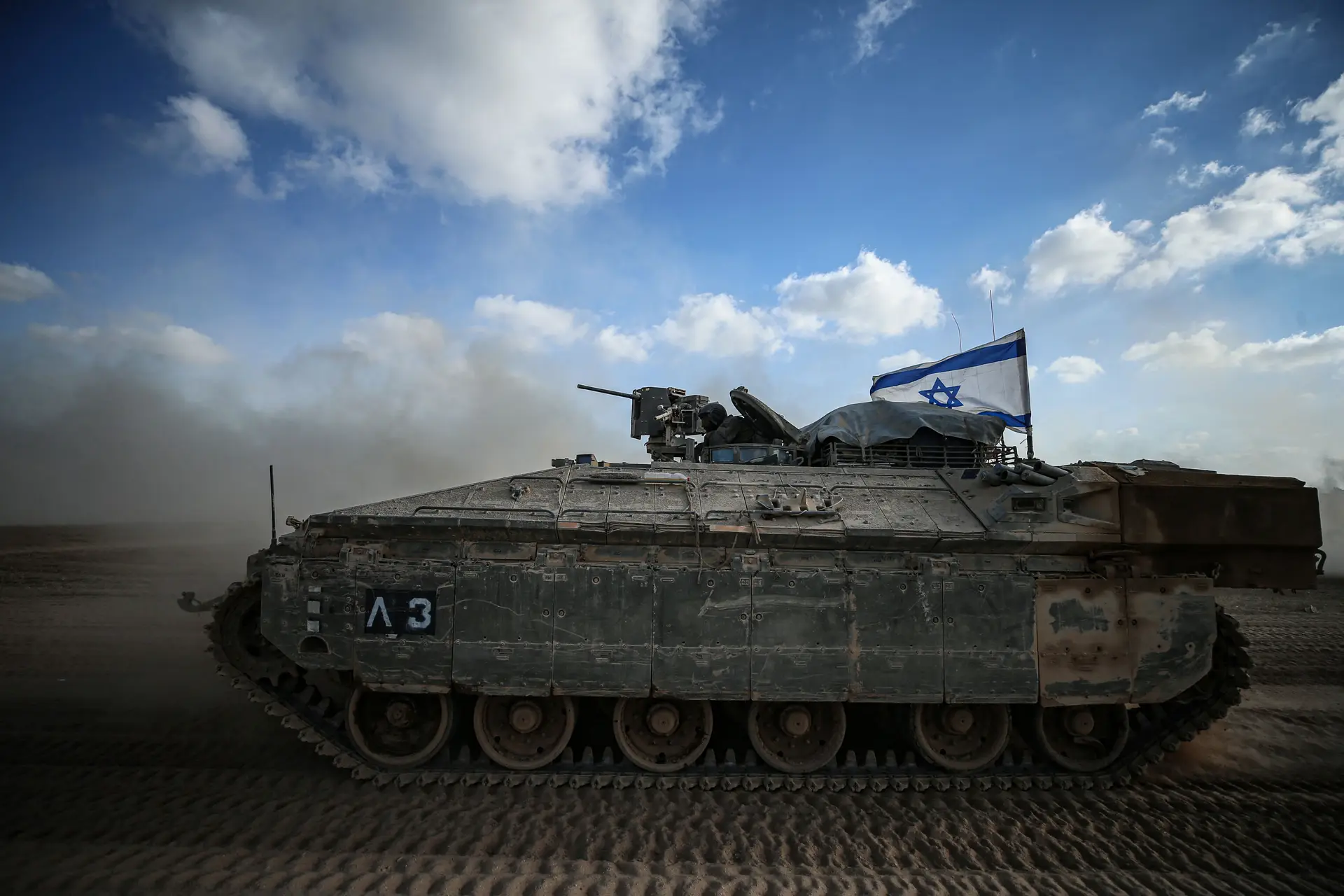 Israel mata 18 membros do Hamas que terão coordenado ataques na Cisjordânia