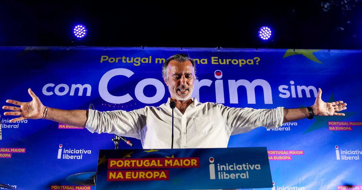 Cotrim de Figueiredo desiste de candidatura a líder parlamentar dos liberais europeus