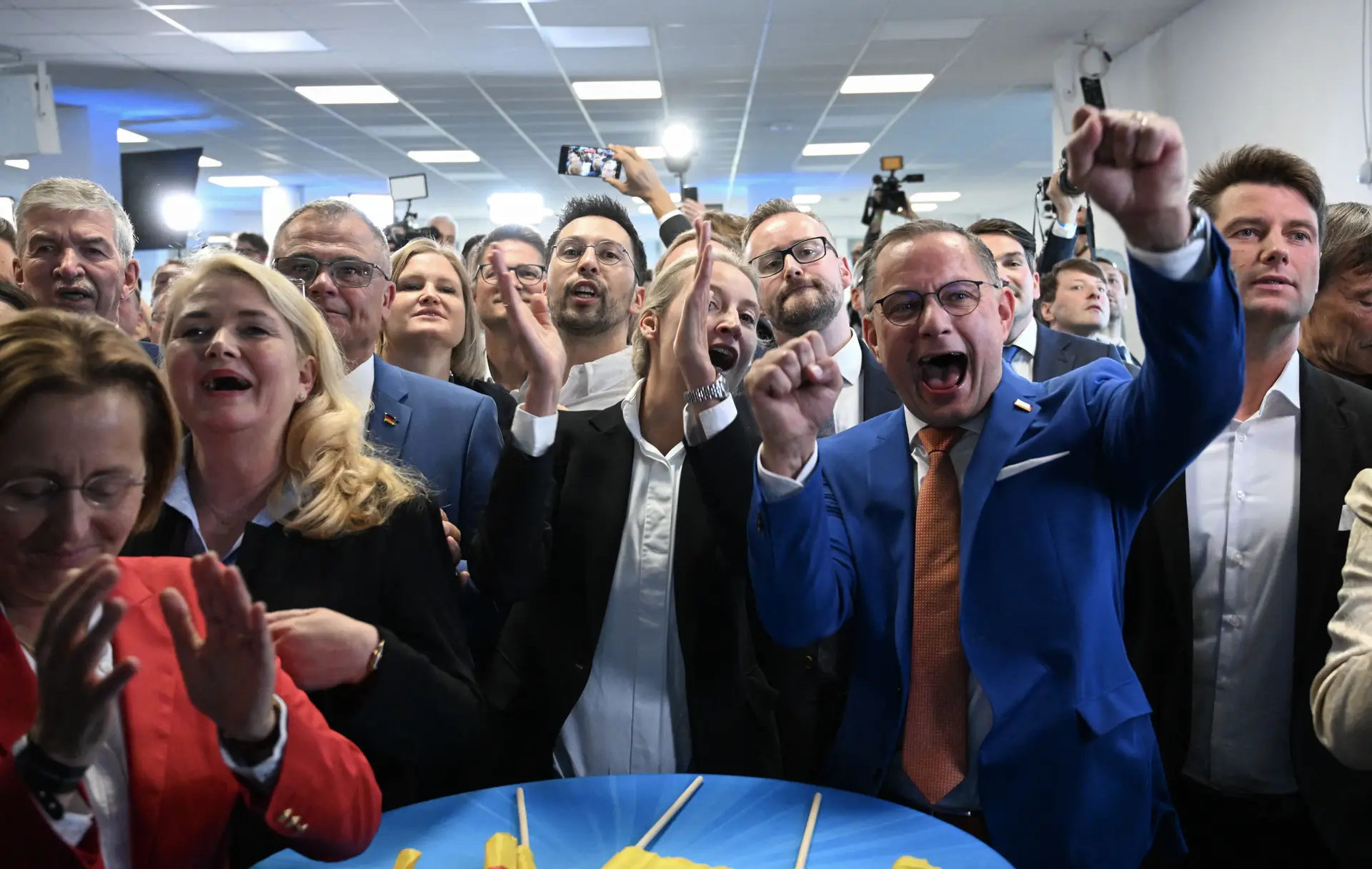 Os dirigentes da Alternativa para a Alemanha, Alice Weidel e Tino Chrupalla, celebraram uma boa noite eleitoral
