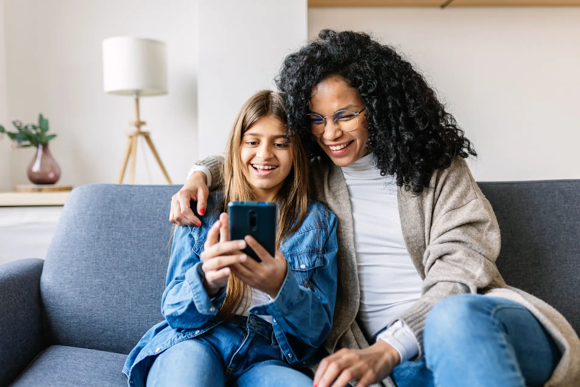 Pais portugueses sentem dificuldade a falar de “segurança online ou do uso de redes sociais” com os filhos