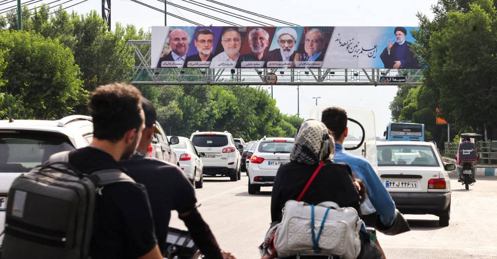Presidenciais no Irão: regime dos ‘ayatollahs’ aceita um candidato reformista (além de cinco conservadores) para atrair votos