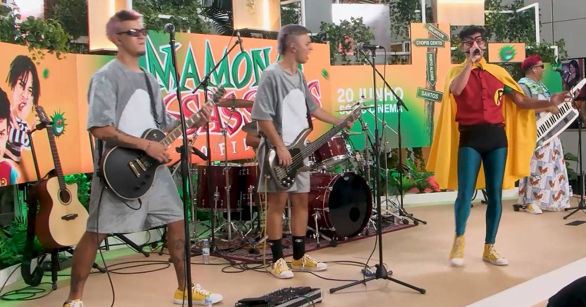 Ao vivo na BLITZ: banda do filme “Mamonas Assassinas” toca ‘Vira-Vira’ em exclusivo