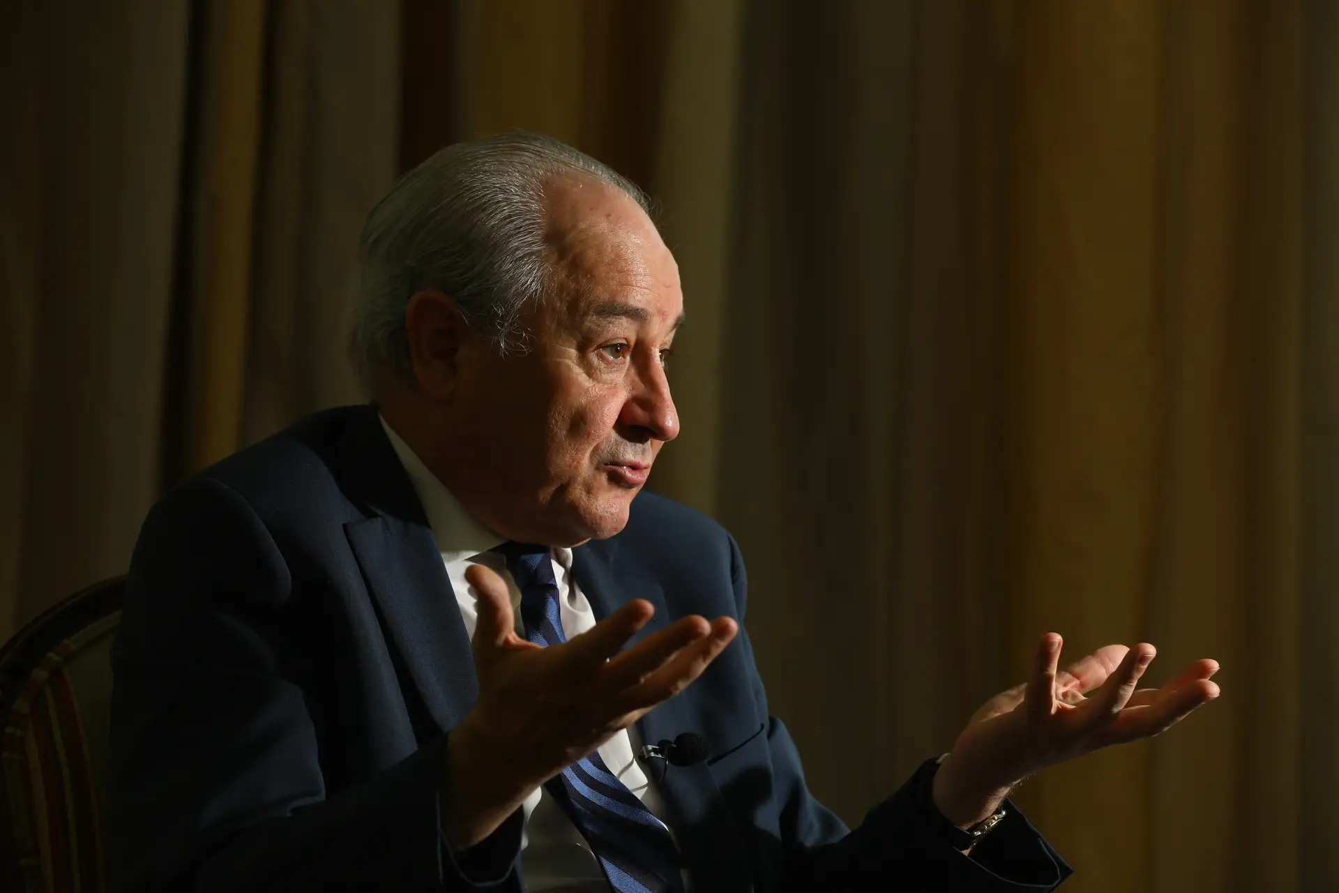 Políticos comparam Ministério Público à PIDE