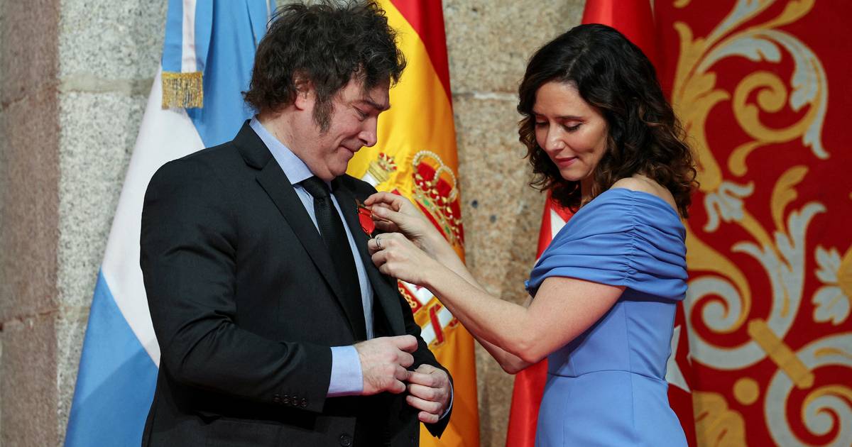 Milei recebe condecoração polémica de Madrid e diz que justiça social é um “monstro horrível”