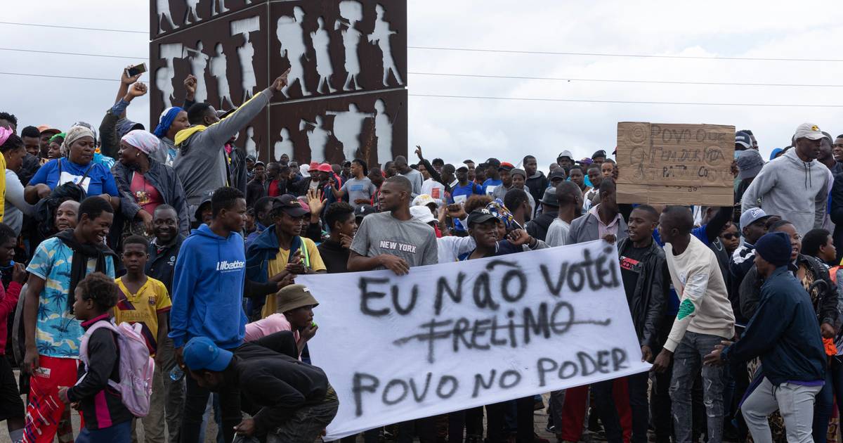 UE condena duplo homicídio com motivação política em Moçambique