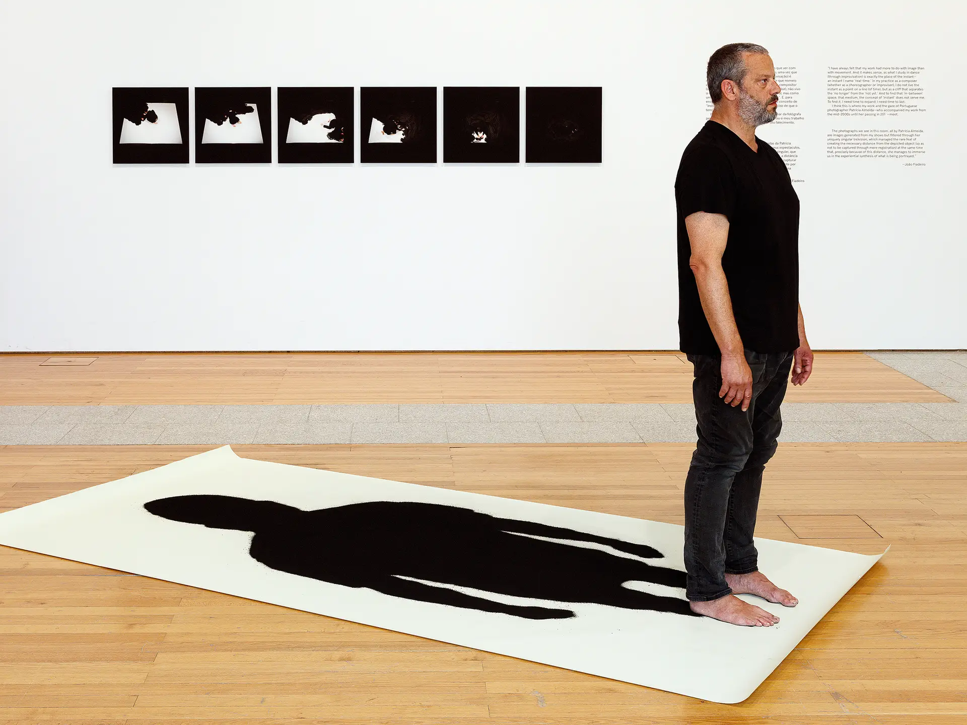 João Fiadeiro no MAC/CCB, numa exposição que mostra o percurso do criador