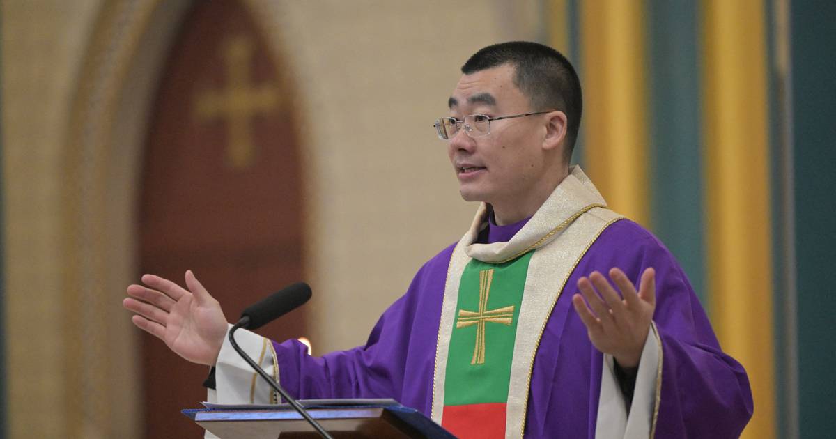 Perseguição religiosa: EUA acusam China de prender milhares de pessoas anualmente por praticarem a sua fé