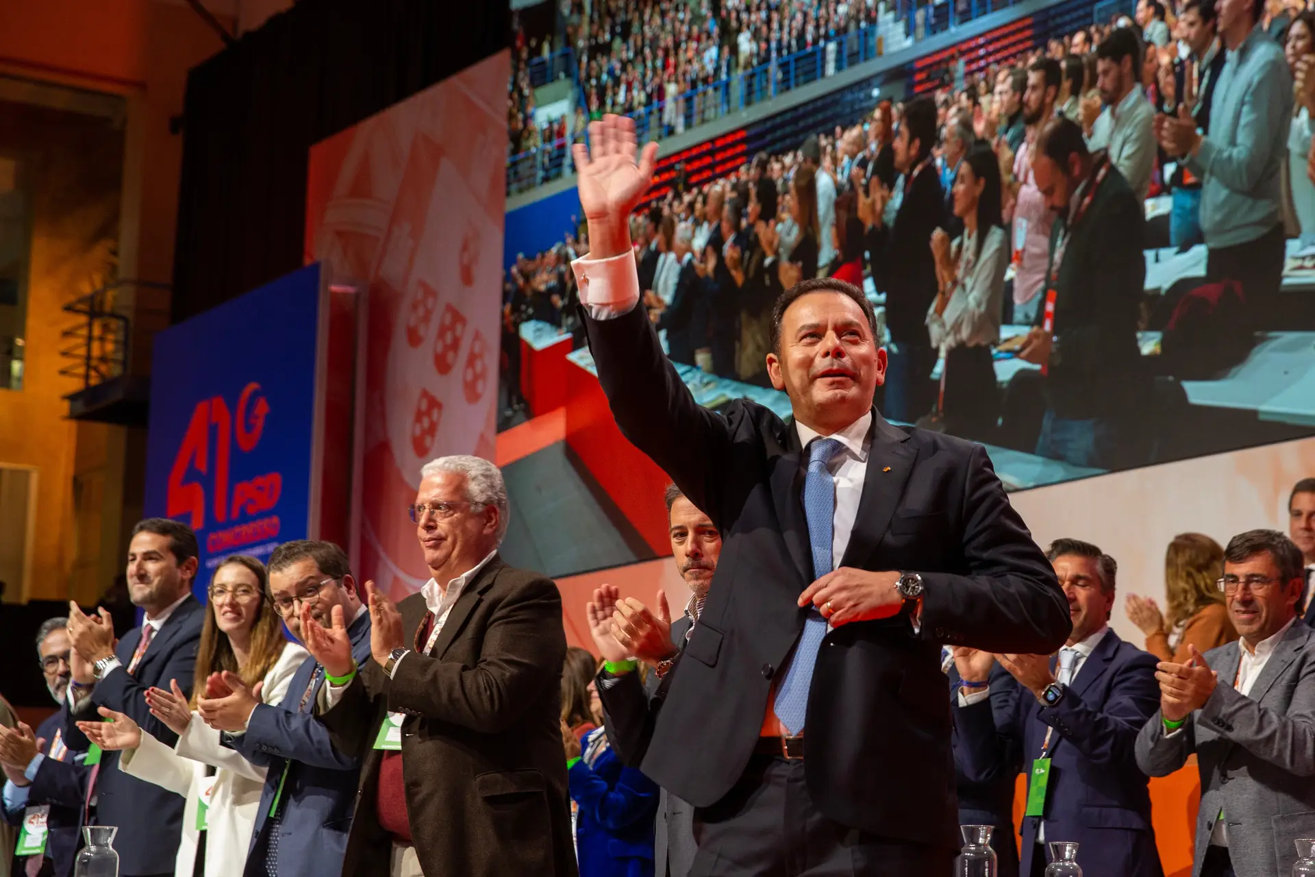 Tribunal Constitucional emperra reeleição de Montenegro no PSD