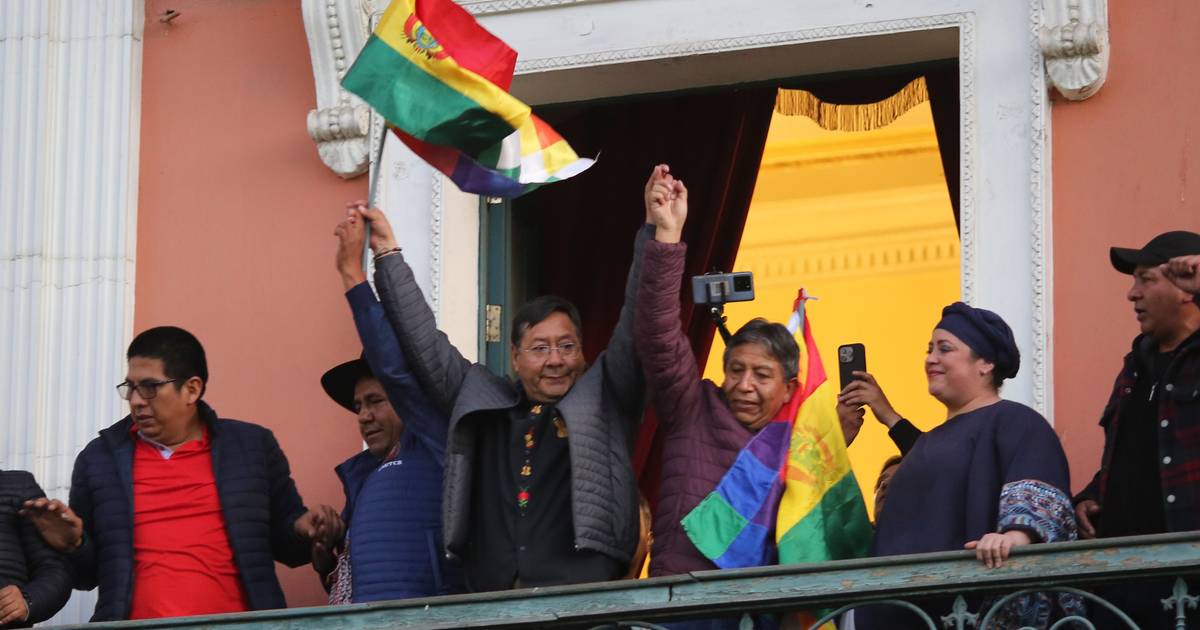 Presidente da Bolívia nega estar por trás de tentativa de golpe de Estado
