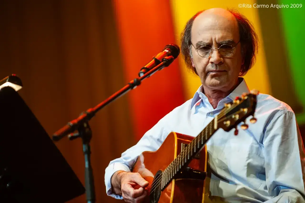 Fausto no espetáculo Três Cantos, em Lisboa, outubro de 2009
