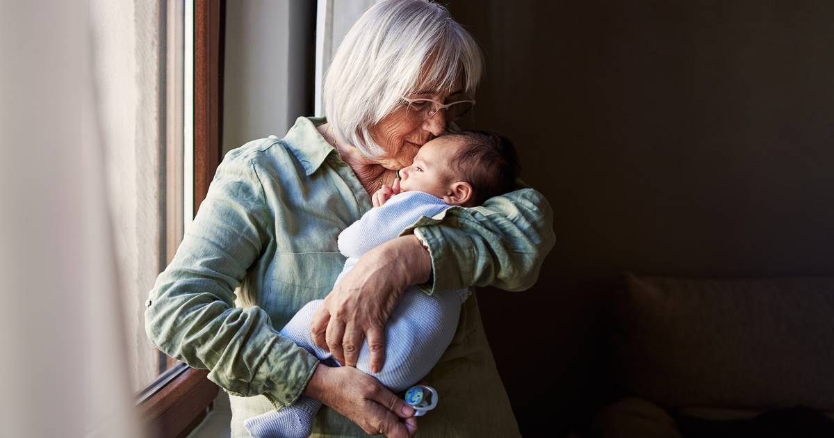 Nova lei na Suécia permite aos avós tirarem licença paga para tomar conta dos netos