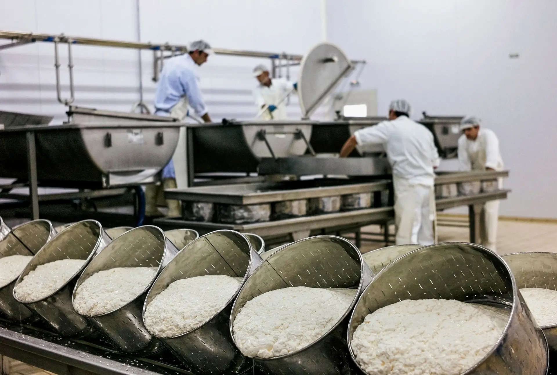 Desde 1 de julho que a semana de trabalho na Grécia tem 48 horas. Os trabalhadores passaram a trabalhar seis dias por semana